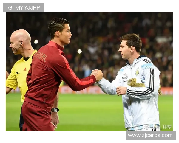 《从梅西到C罗：探索现代足球明星背后的成功秘诀与竞技心态》