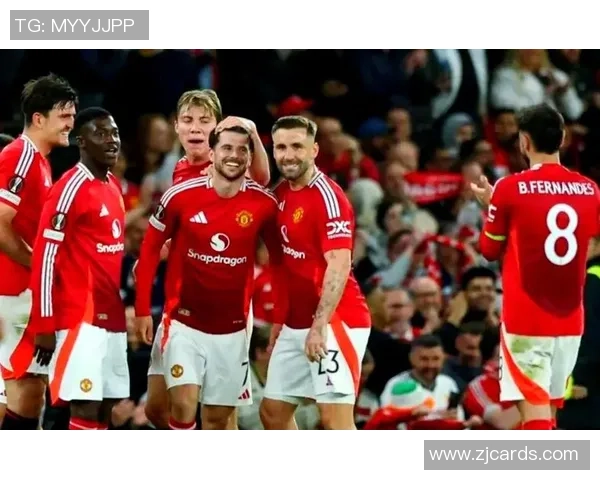 曼联重建之路：聚焦新赛季战术调整与年轻球员崛起